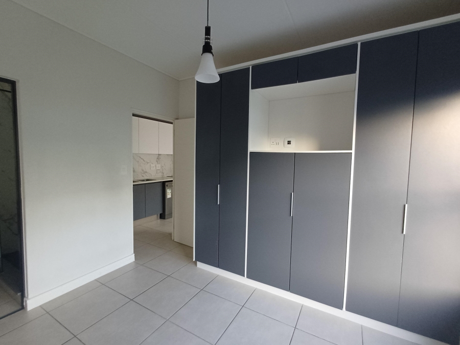 To Let 1 Bedroom Property for Rent in Croydon Western Cape